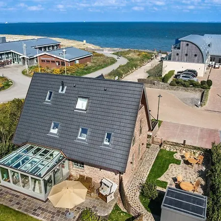 Land In Sicht